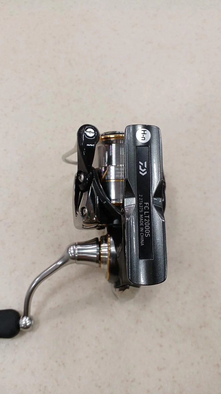 DAIWA Spinning Reel 20 Luvias FC LT 2000S - Image 5
