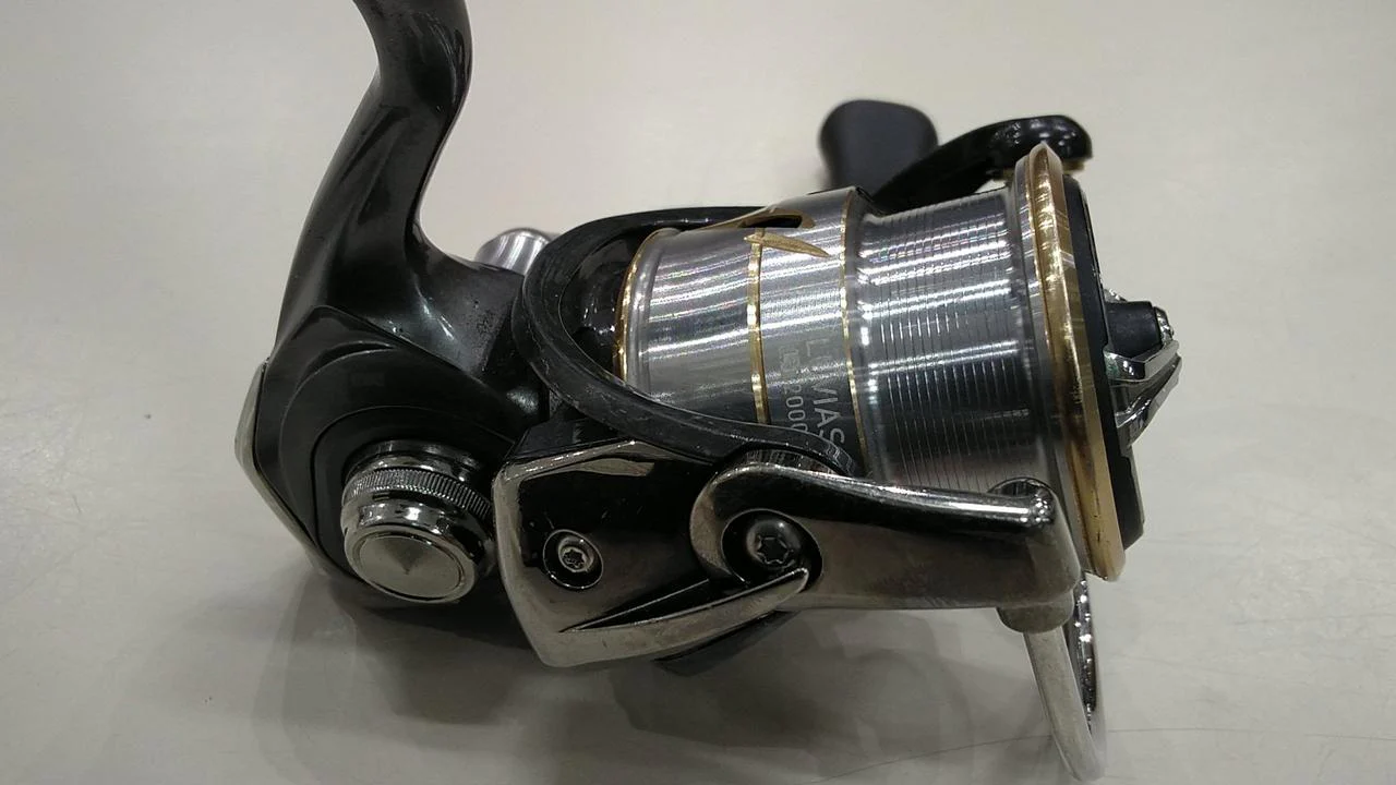 DAIWA Spinning Reel 20 LUVIAS FC LT2000S-XH - Image 2