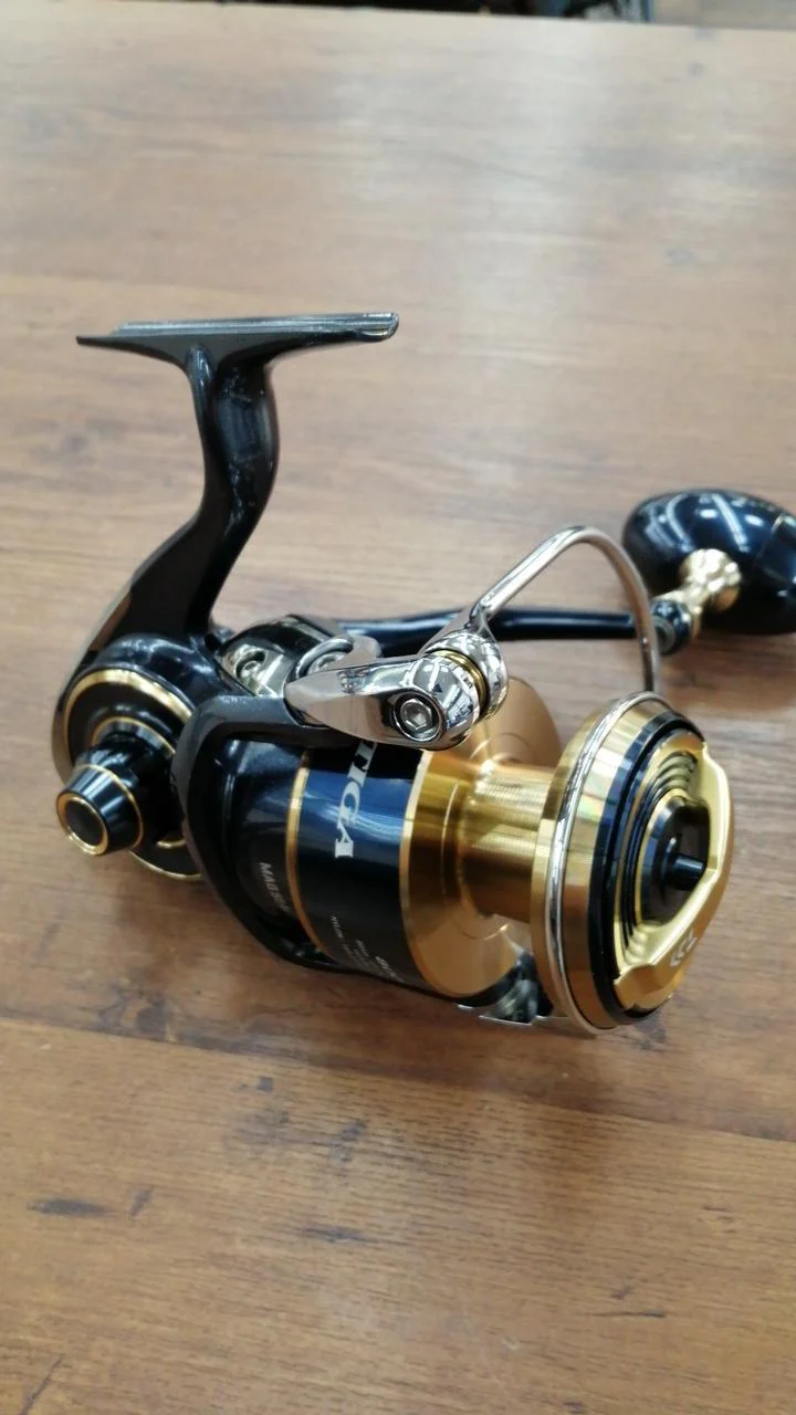 DAIWA Spinning Reel 20 SALTIGA 8000-H - Image 2