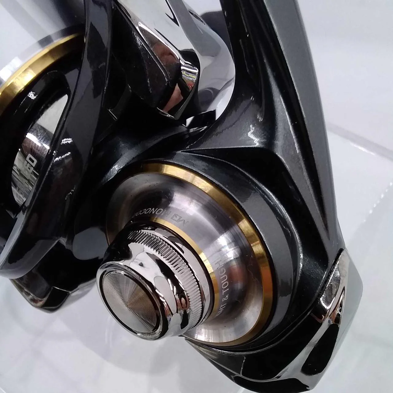 Daiwa Spinning Reel 20LUVIAS FCLT2000S - Image 11