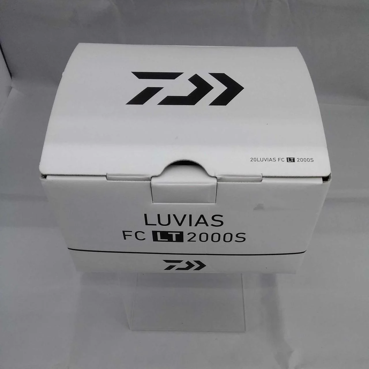 Daiwa Spinning Reel 20LUVIAS FCLT2000S - Image 13