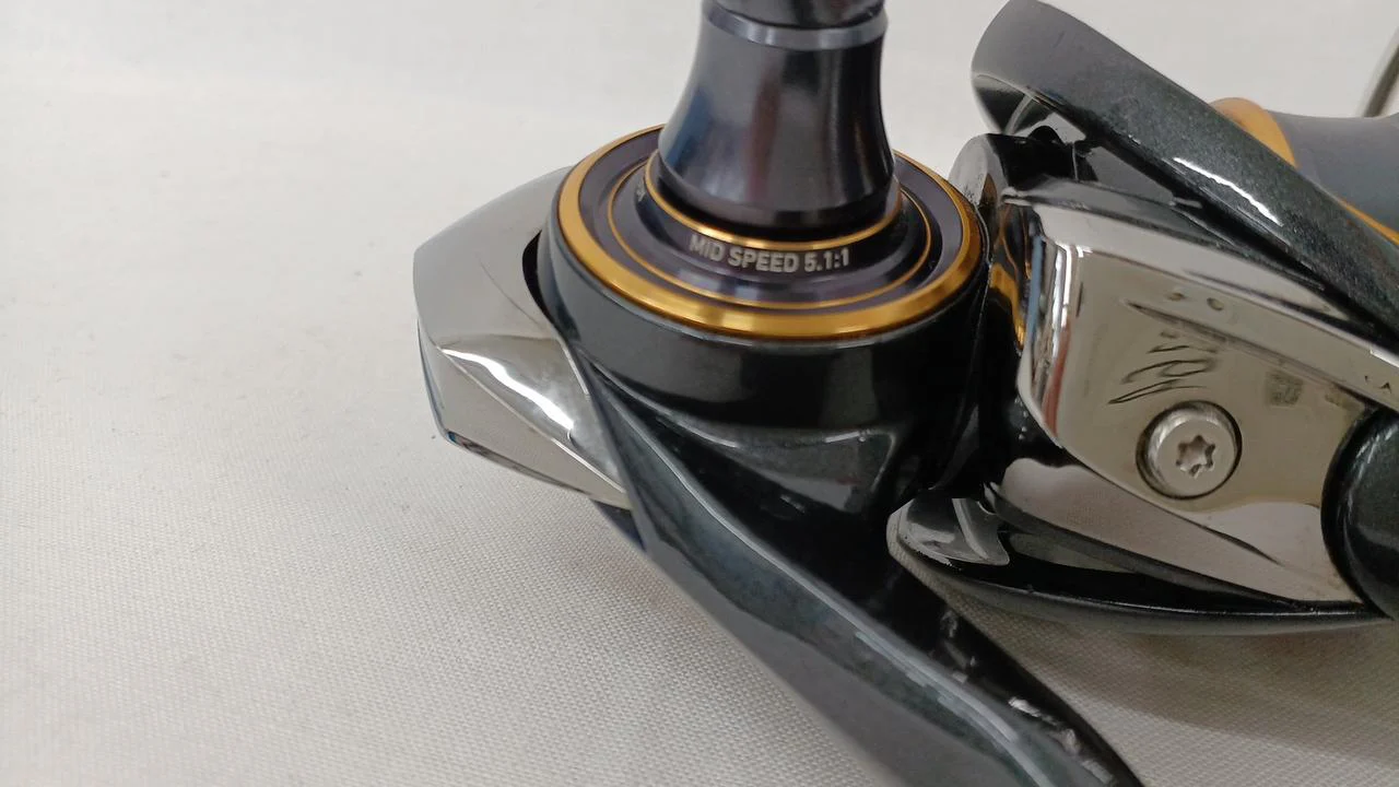 DAIWA Spinning Reel 21 Caldia FCLT2000S - Image 10