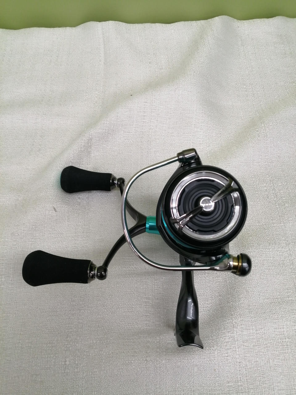 DAIWA Spinning Reel 21 EME AIR LT 2500-DH - Image 3
