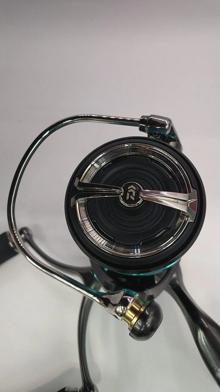 DAIWA Spinning Reel 21 EMERALDAS AIR FC LT2500S-DH - Image 5