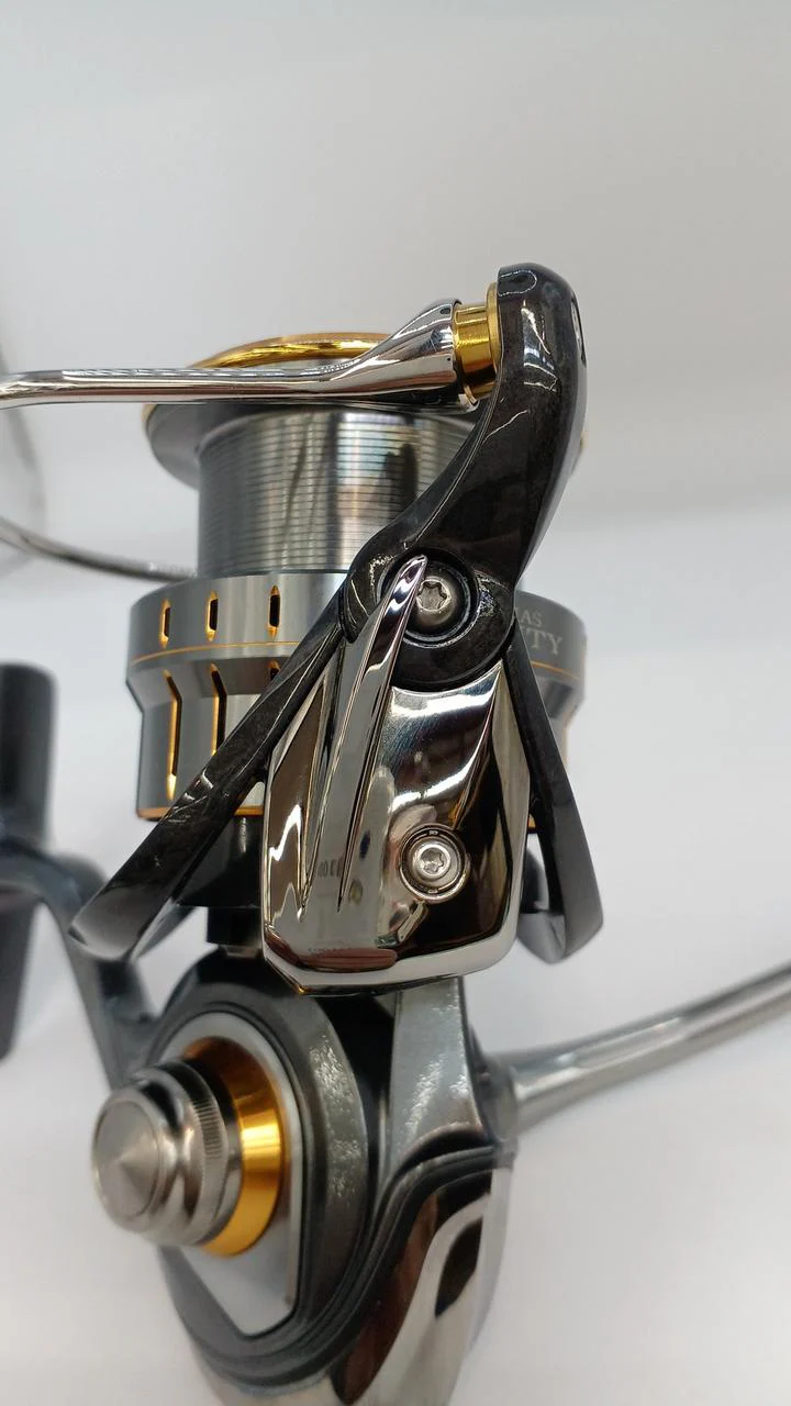 DAIWA Spinning Reel 21 LUVIAS AIRITY LT4000-CXH - Image 8