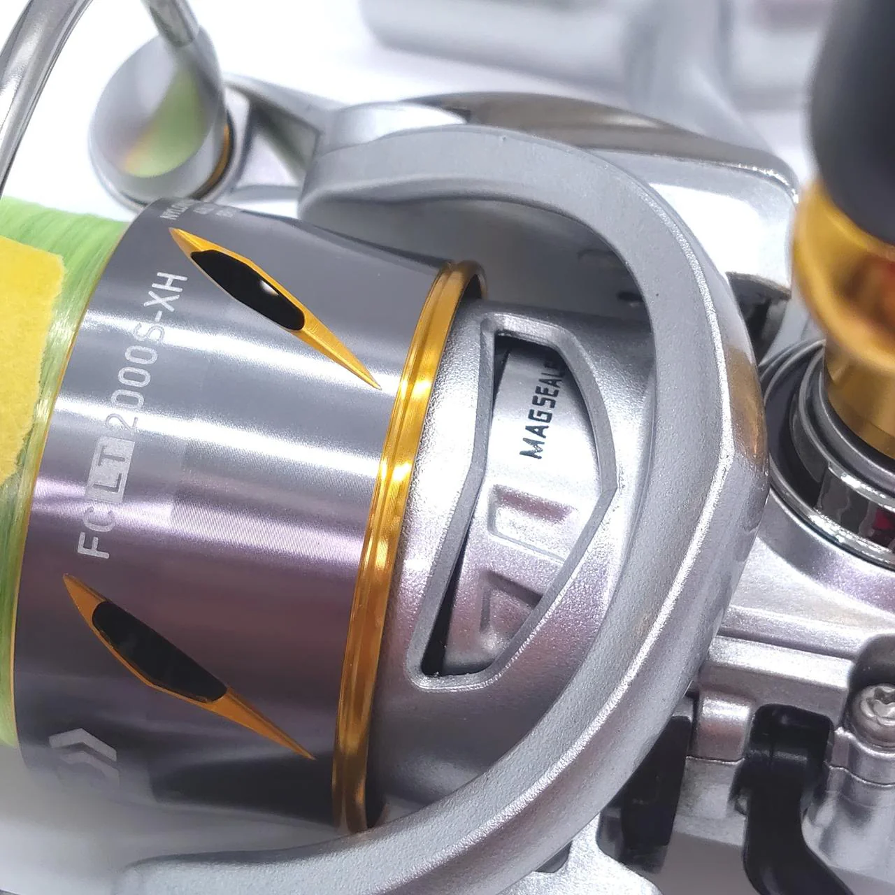 DAIWA Spinning Reel 21FREAMS FC LT2000S-XH - Image 8