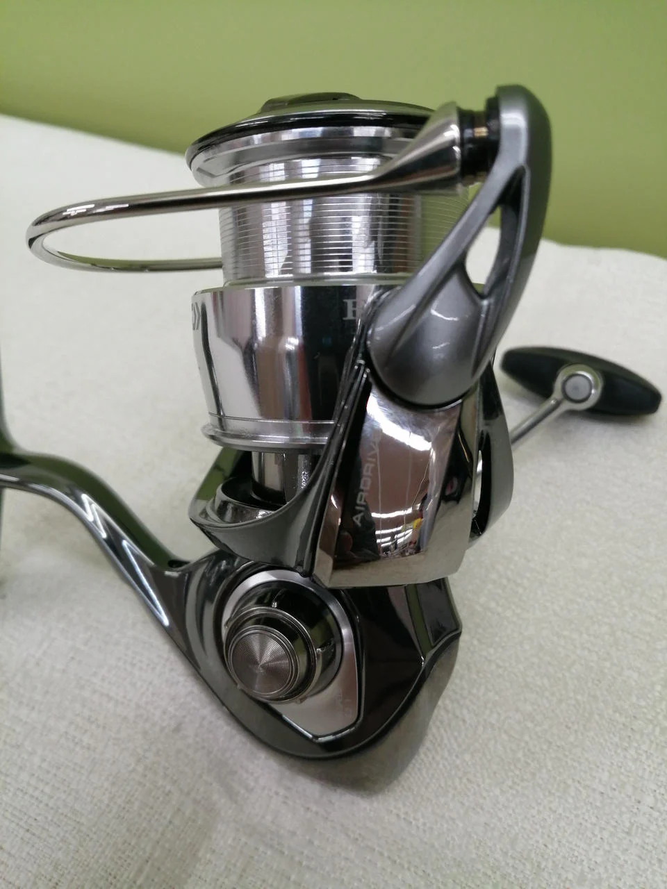 DAIWA Spinning Reel 22EXIST LT3000S - Image 5