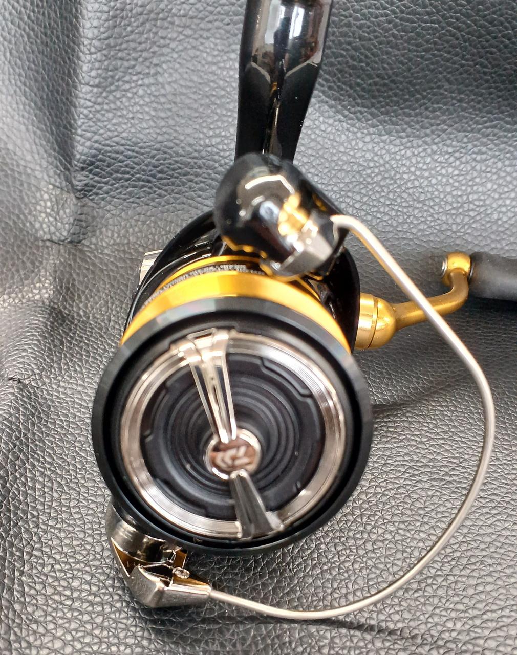DAIWA Spinning Reel 23 LEGALIS LT2000S-P - Image 4