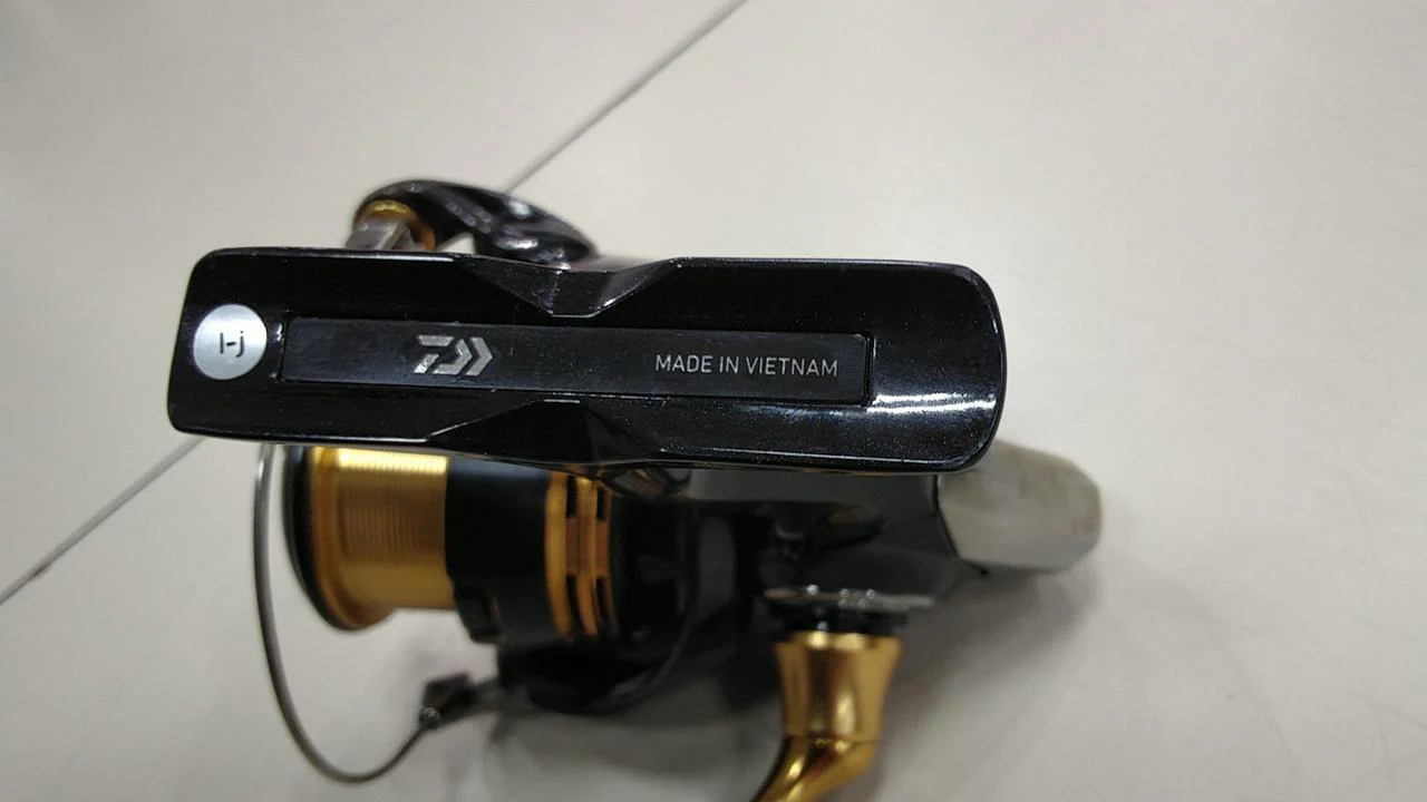 DAIWA Spinning Reel 23 Legalis LT2500S-XH - Image 3