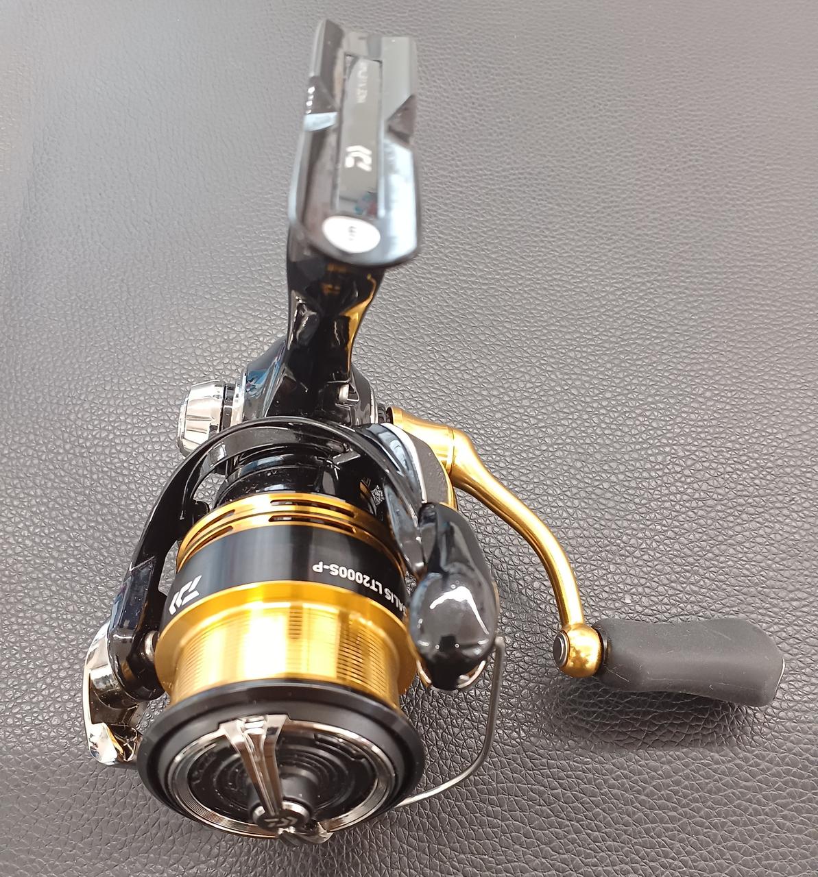 DAIWA Spinning Reel 23LEGALIS LT2000S-P