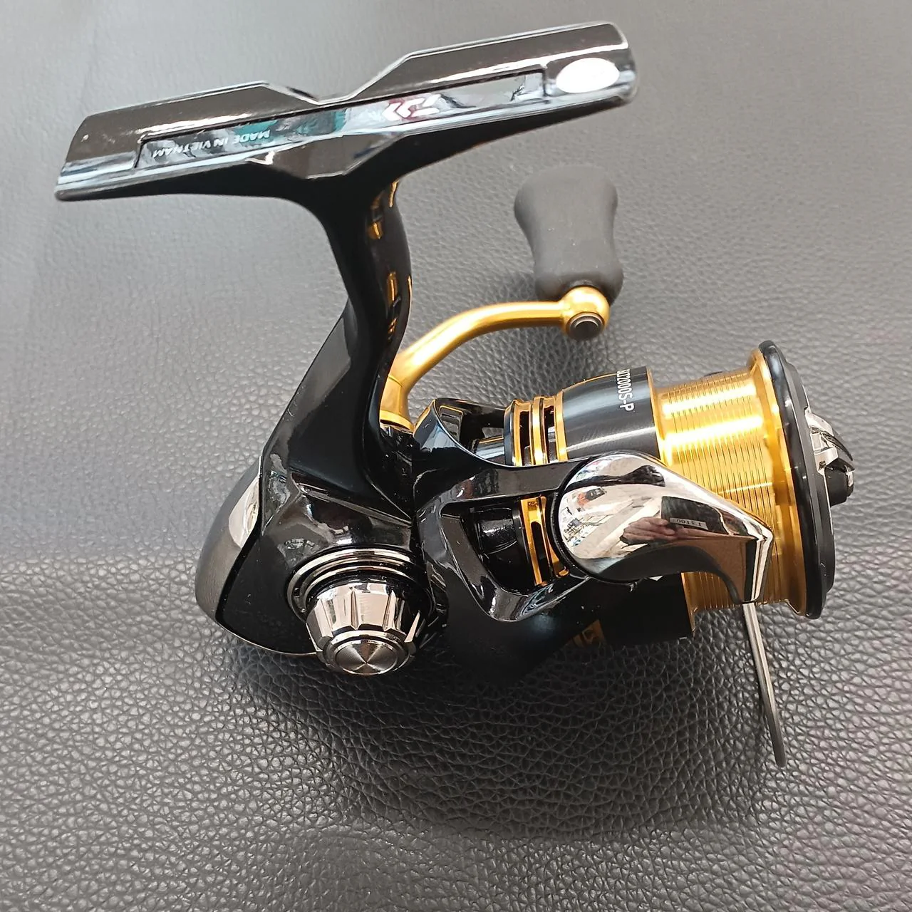DAIWA Spinning Reel 23LEGALIS LT2000S-P - Image 3