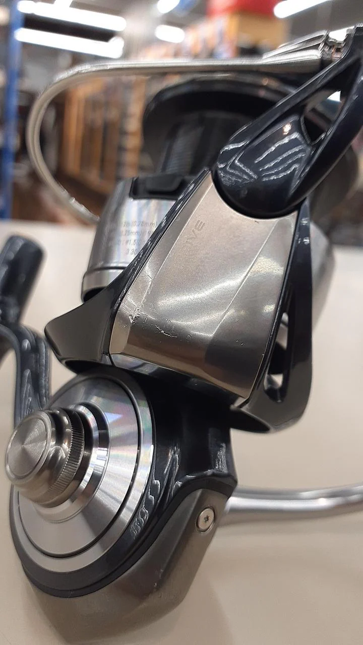 DAIWA Spinning Reel 24 CERTATE LT4000-CXH 00061182 - Image 8