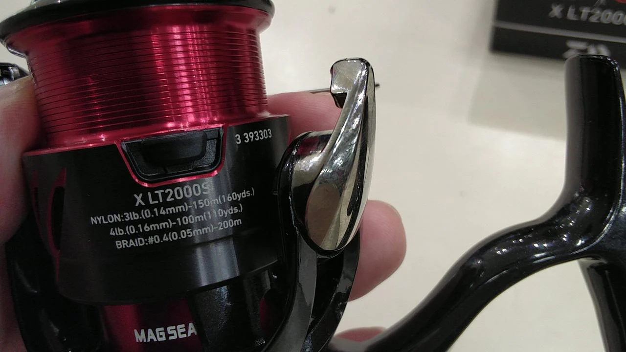 DAIWA Spinning Reel 24 Gekkabijin X LT2000S - Image 10