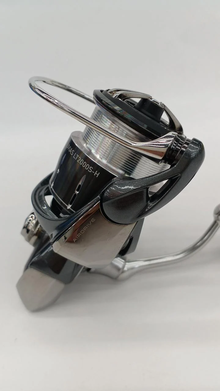 DAIWA Spinning Reel 24 LUVIAS LT2500S-H 3388945 - Image 2