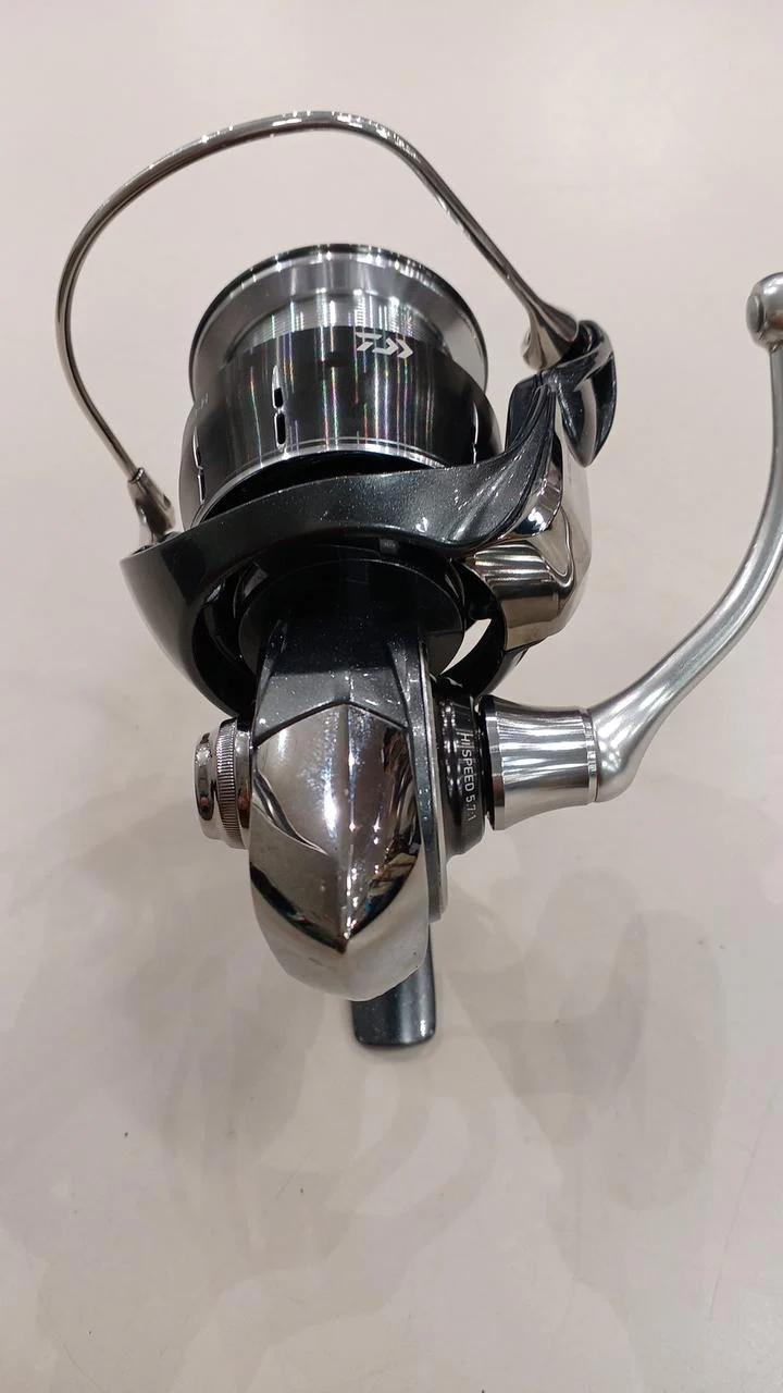 DAIWA Spinning Reel 24 LUVIAS LT3000H - Image 4