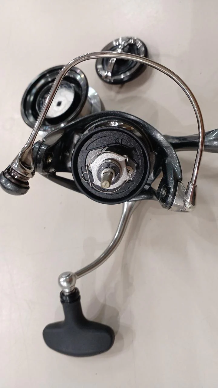 DAIWA Spinning Reel 24 LUVIAS LT3000H - Image 8