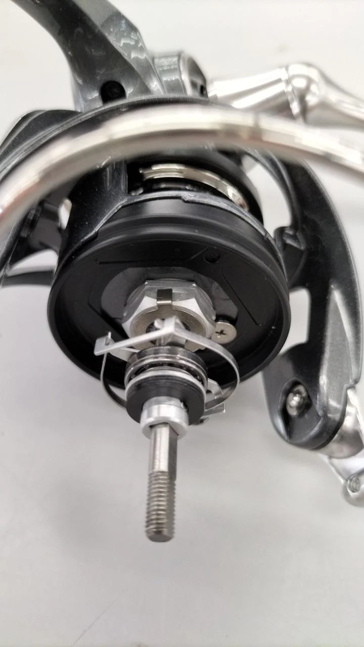 DAIWA Spinning Reel 24 LUVIAS SF2000SS-P - Image 10