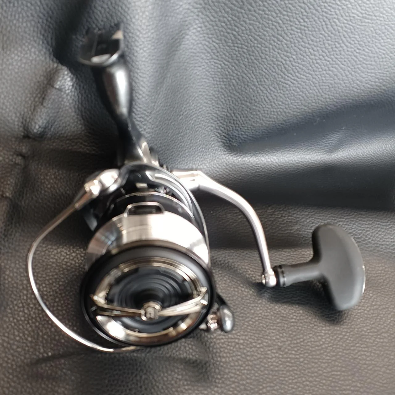 DAIWA Spinning Reel 24LUVIAS LT4000-XH