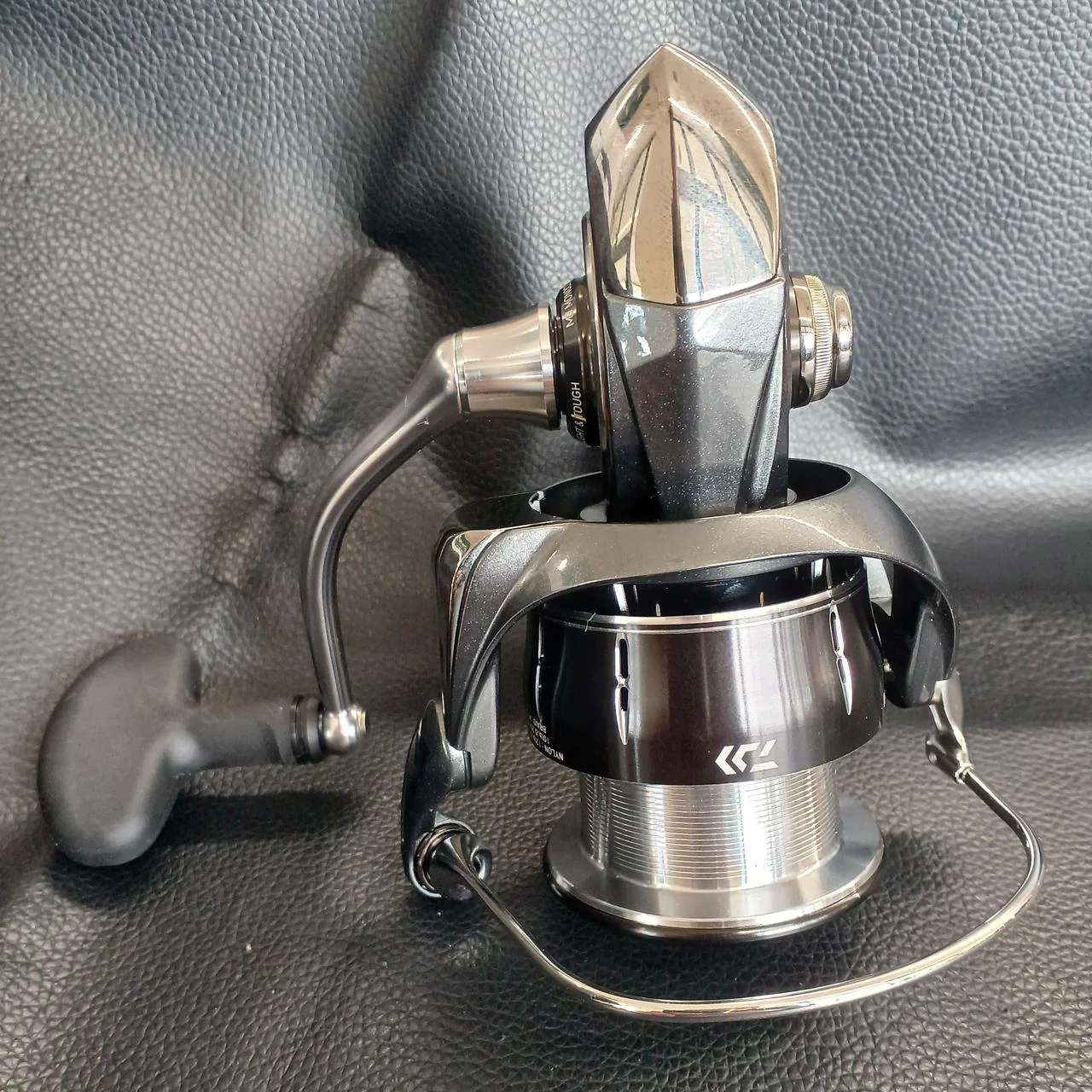 DAIWA Spinning Reel 24LUVIAS LT4000-XH - Image 4