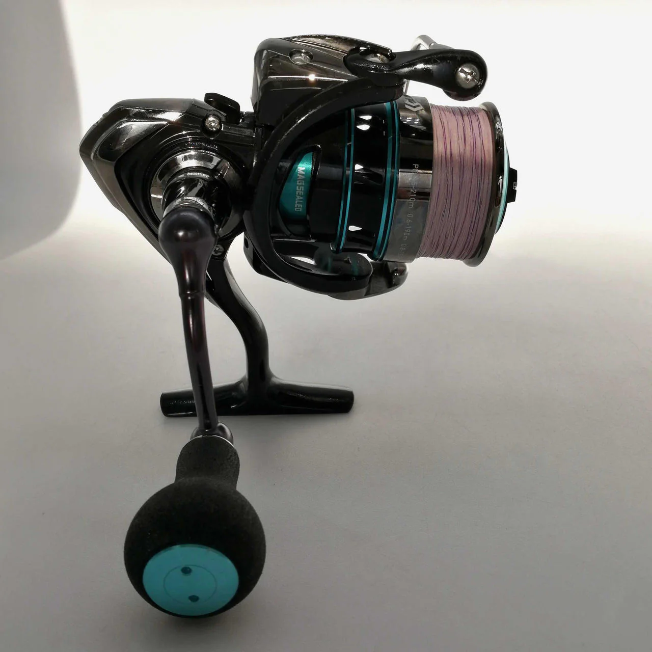 DAIWA Spinning Reel 2508PE - Image 3