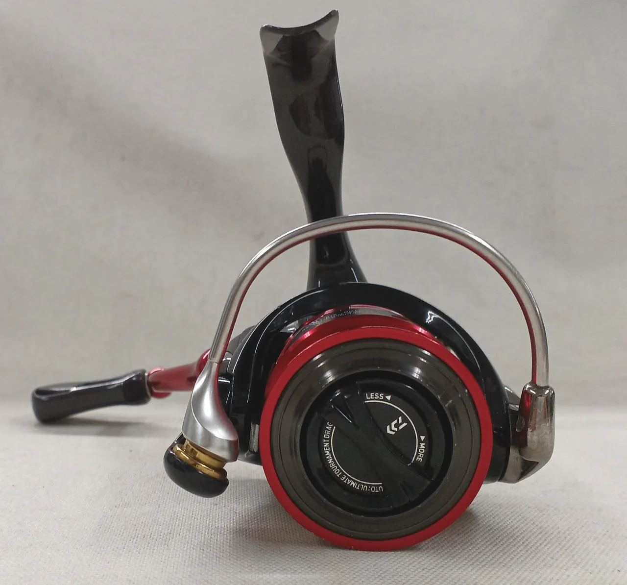 DAIWA Spinning Reel AEGIS 2003F-H - Image 4