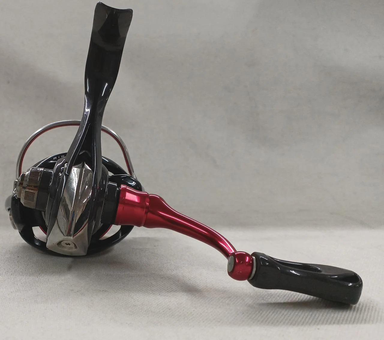 DAIWA Spinning Reel AEGIS 2003F-H - Image 5