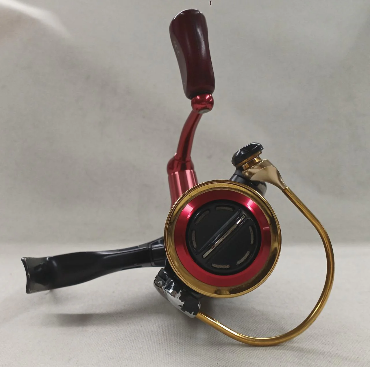 DAIWA Spinning Reel AEGIS 2004 - Image 5