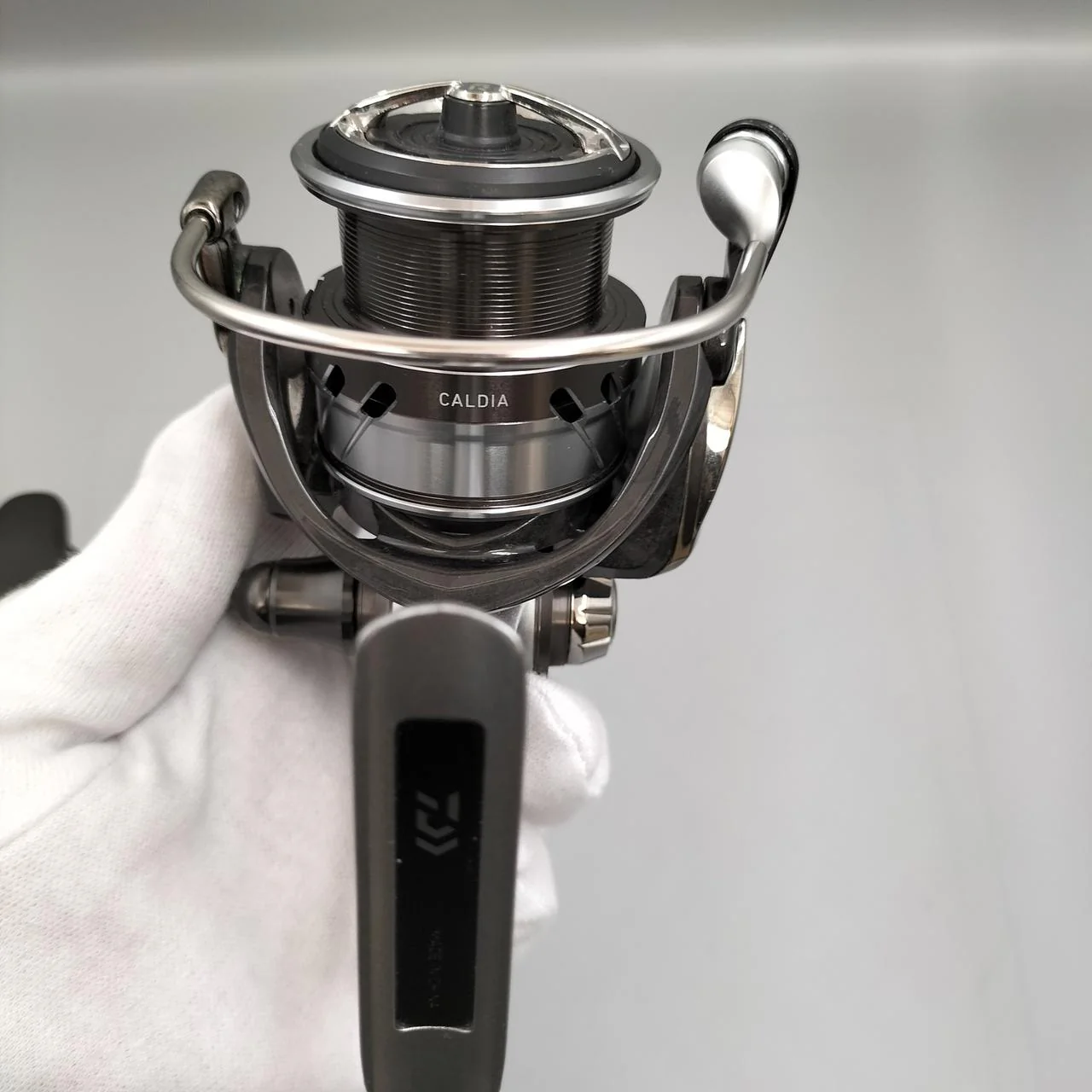 DAIWA Spinning Reel CALDIA ET3000-CXH - Image 4