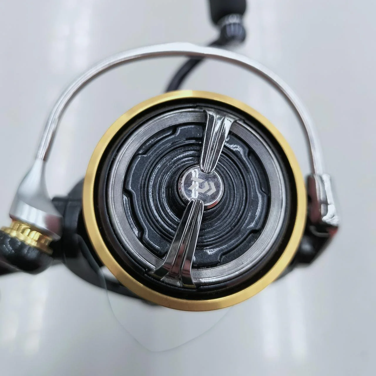 DAIWA Spinning Reel CALDIA FC LT2000 - Image 5