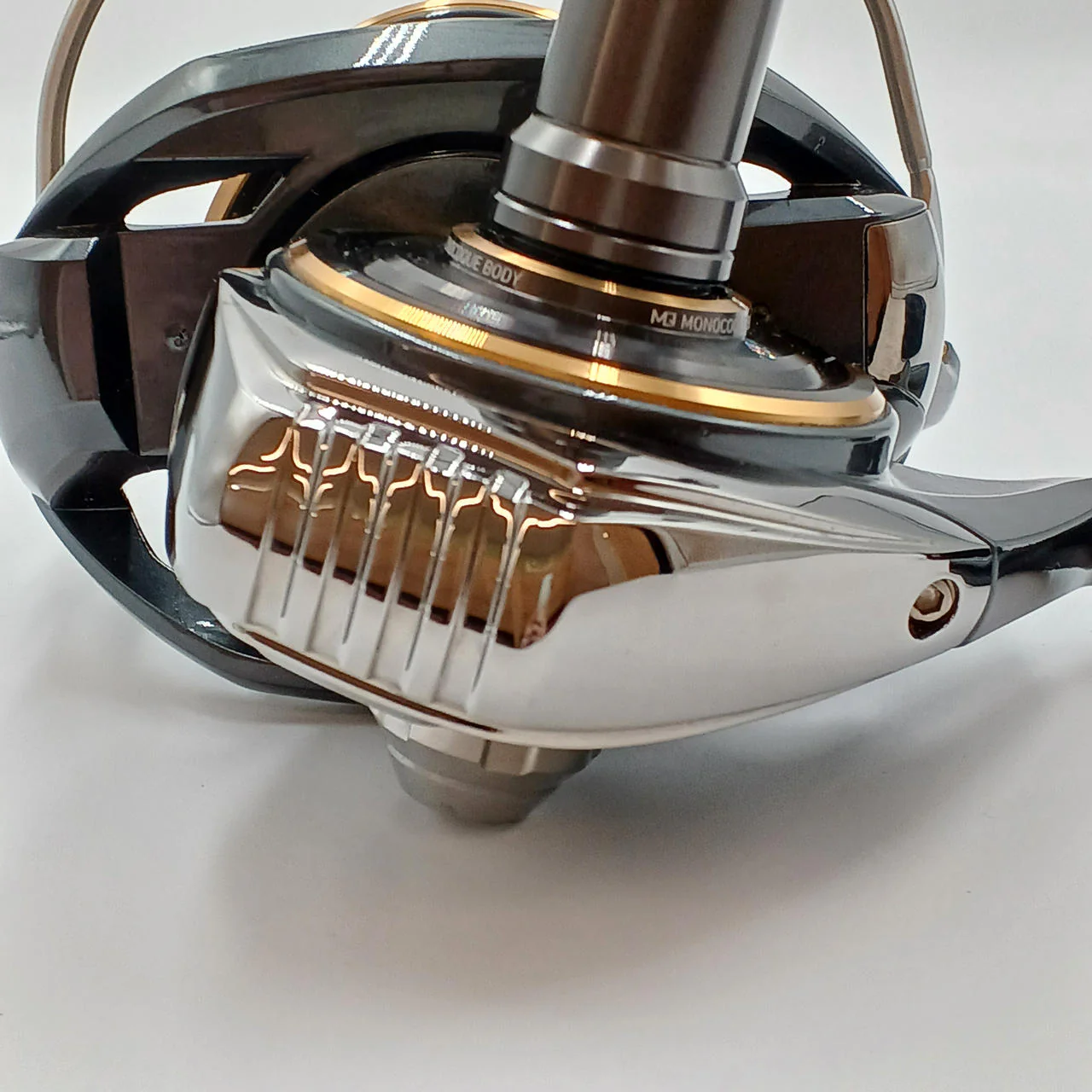 DAIWA Spinning Reel DADIA SW 18000 - Image 7