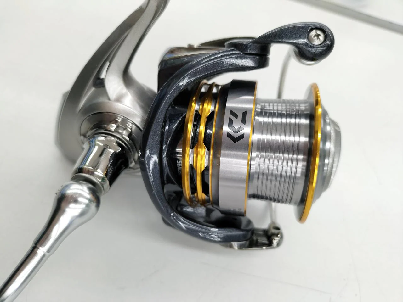 DAIWA Spinning Reel EM MS3012H - Image 3