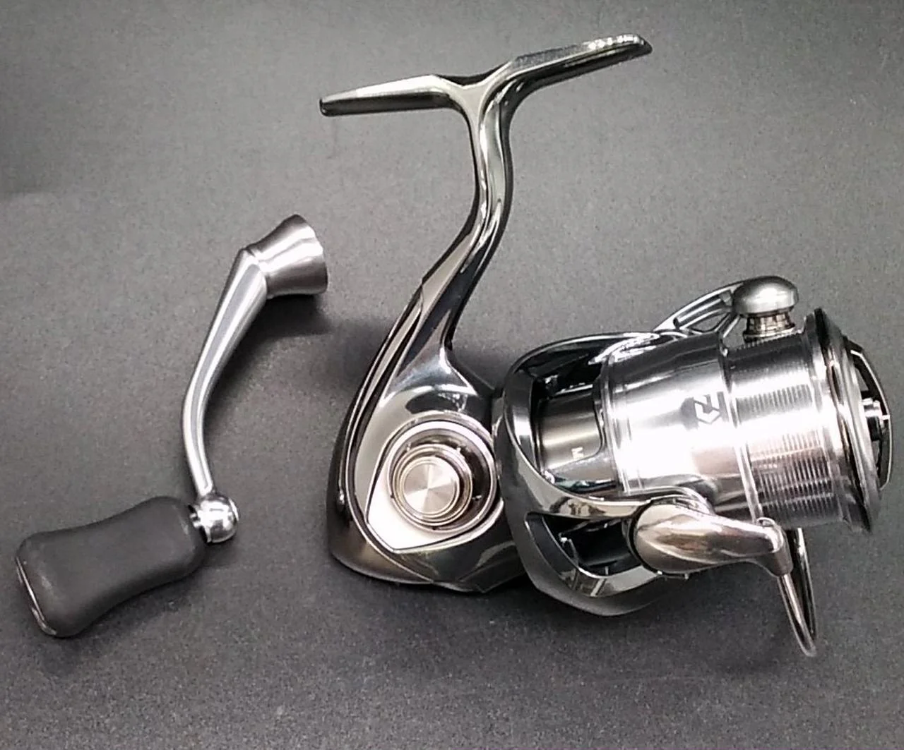 DAIWA Spinning Reel EXIST LT2000S-H - Image 2