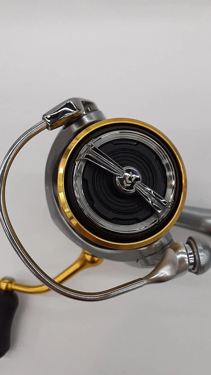 DAIWA Spinning reel FREAMS LT2000S - Image 5