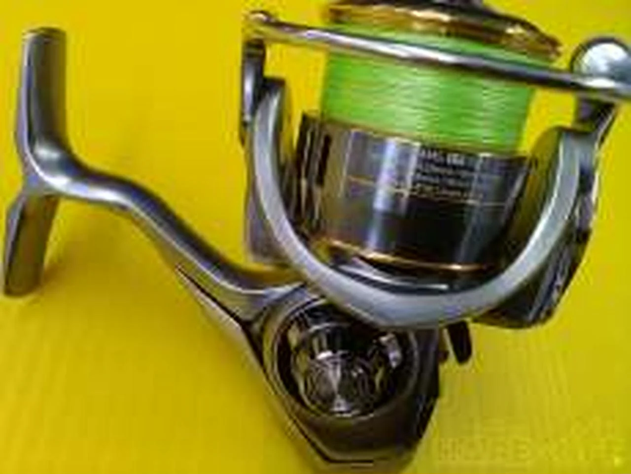 DAIWA Spinning Reel FREAMS LT3000 - Image 2