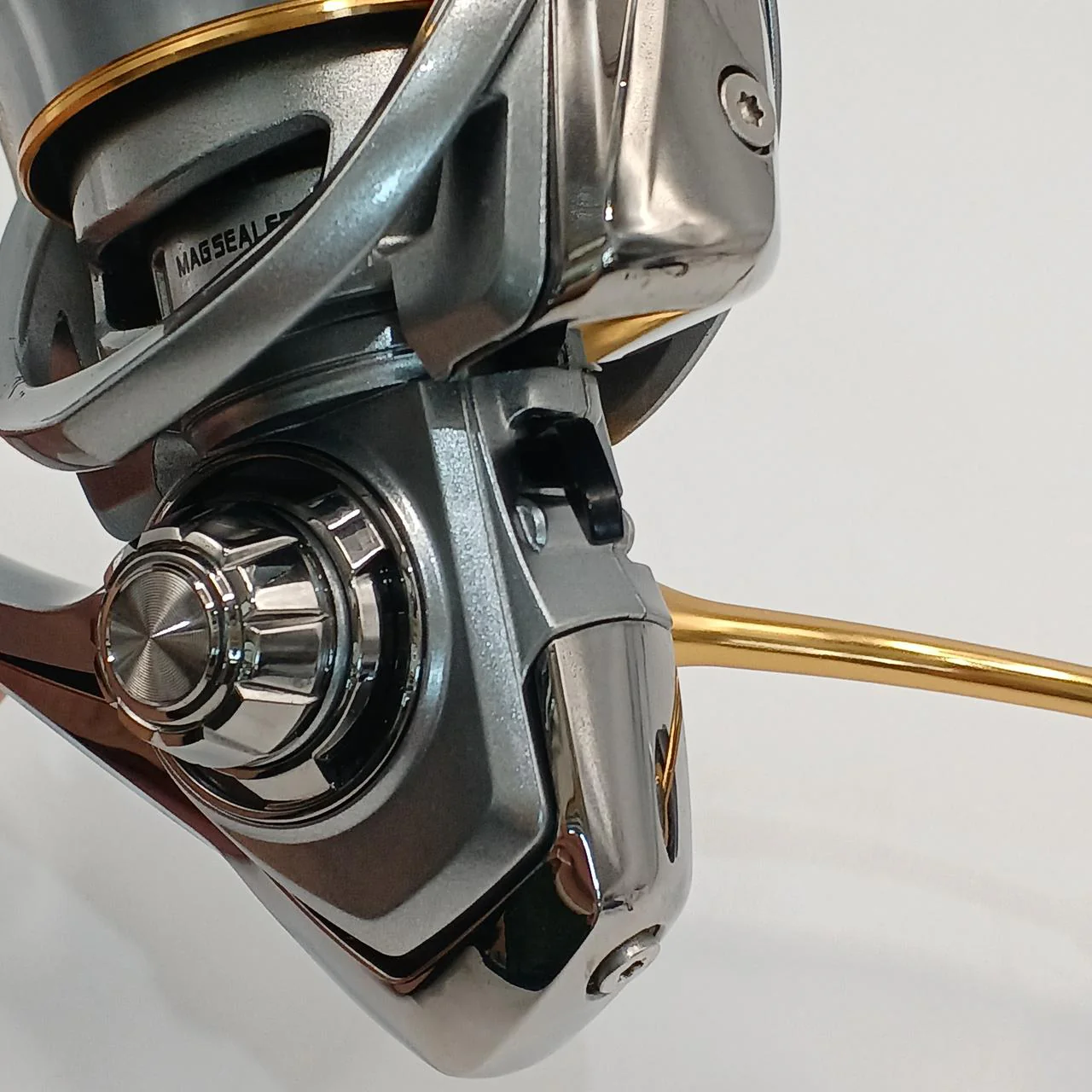 DAIWA Spinning Reel FREAMS LT3000S-CXH - Image 5