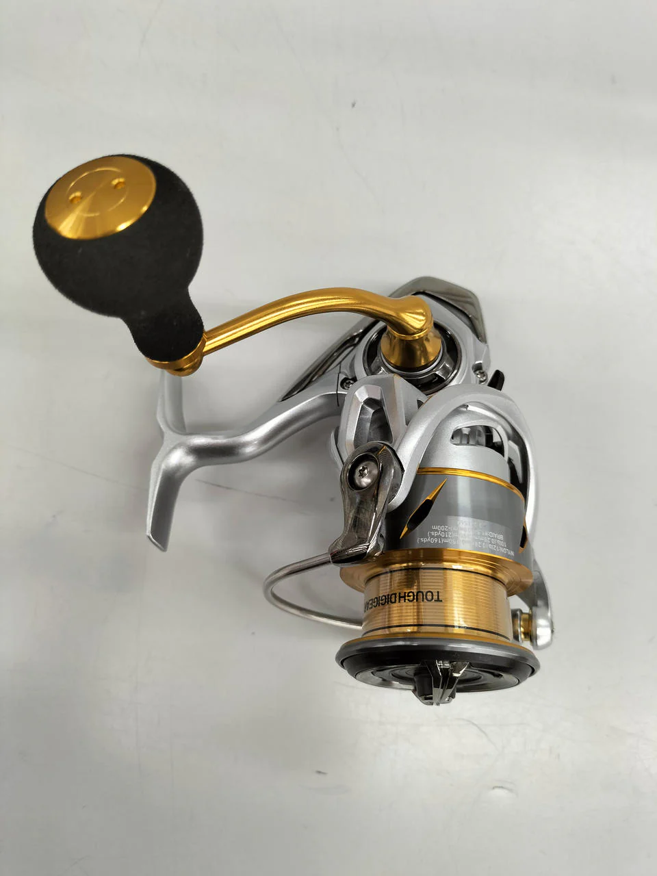 DAIWA Spinning Reel FREAMS LT4000CXH - Image 4
