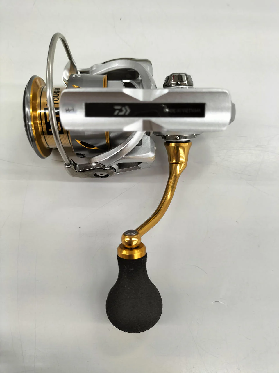 DAIWA Spinning Reel FREAMS LT4000CXH - Image 5