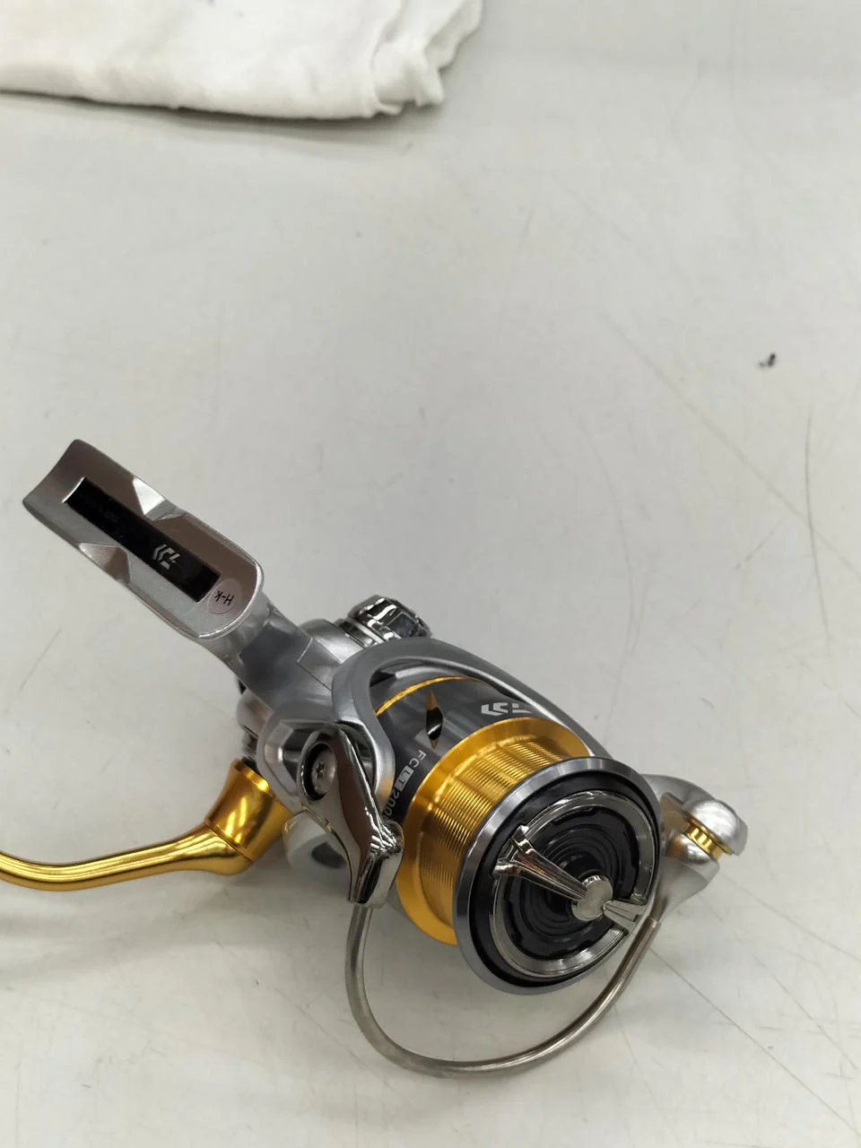 DAIWA Spinning Reel FUEGO FC LT2000S-XH - Image 4