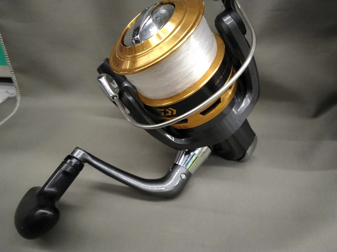 DAIWA Spinning Reel JOINUS 4000 - Image 4