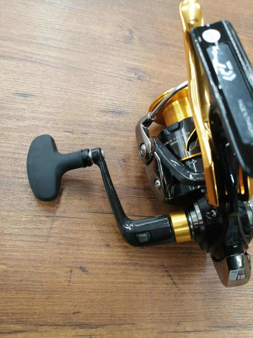 DAIWA Spinning Reel LAXUS 3000H-LBD - Image 9