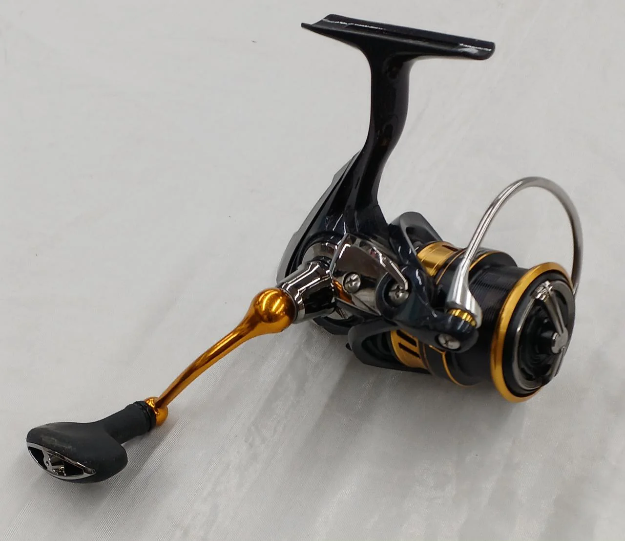 DAIWA Spinning Reel LEGALIS LT2000S-XH