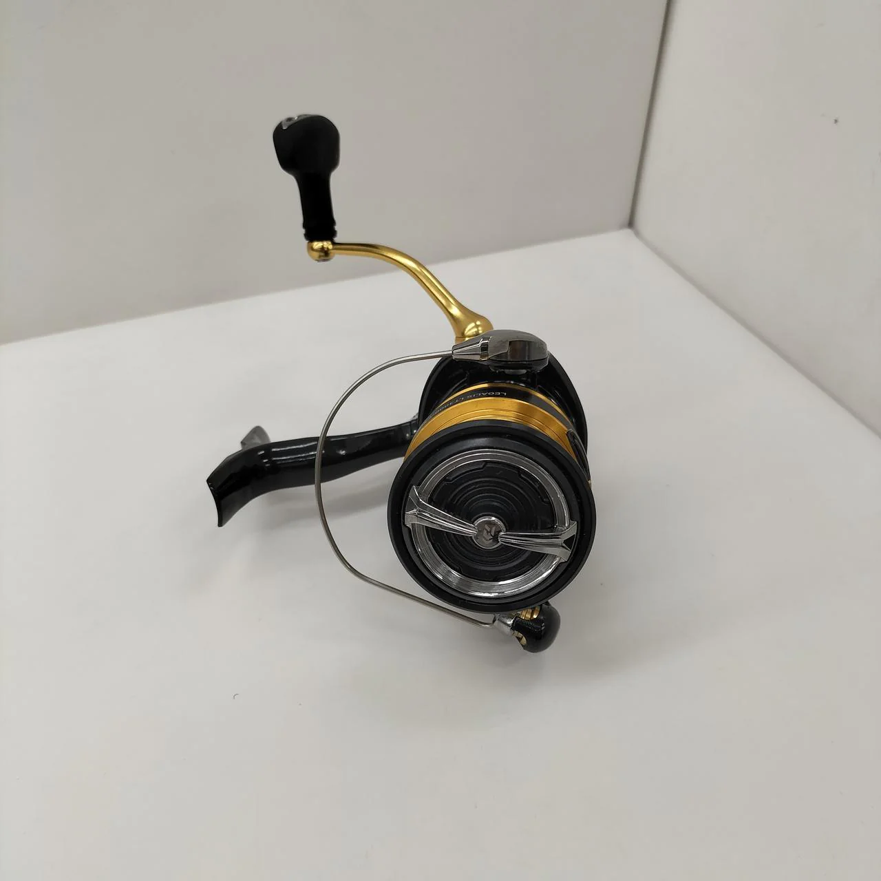 DAIWA Spinning Reel LEGALIS LT3000-CXH - Image 4