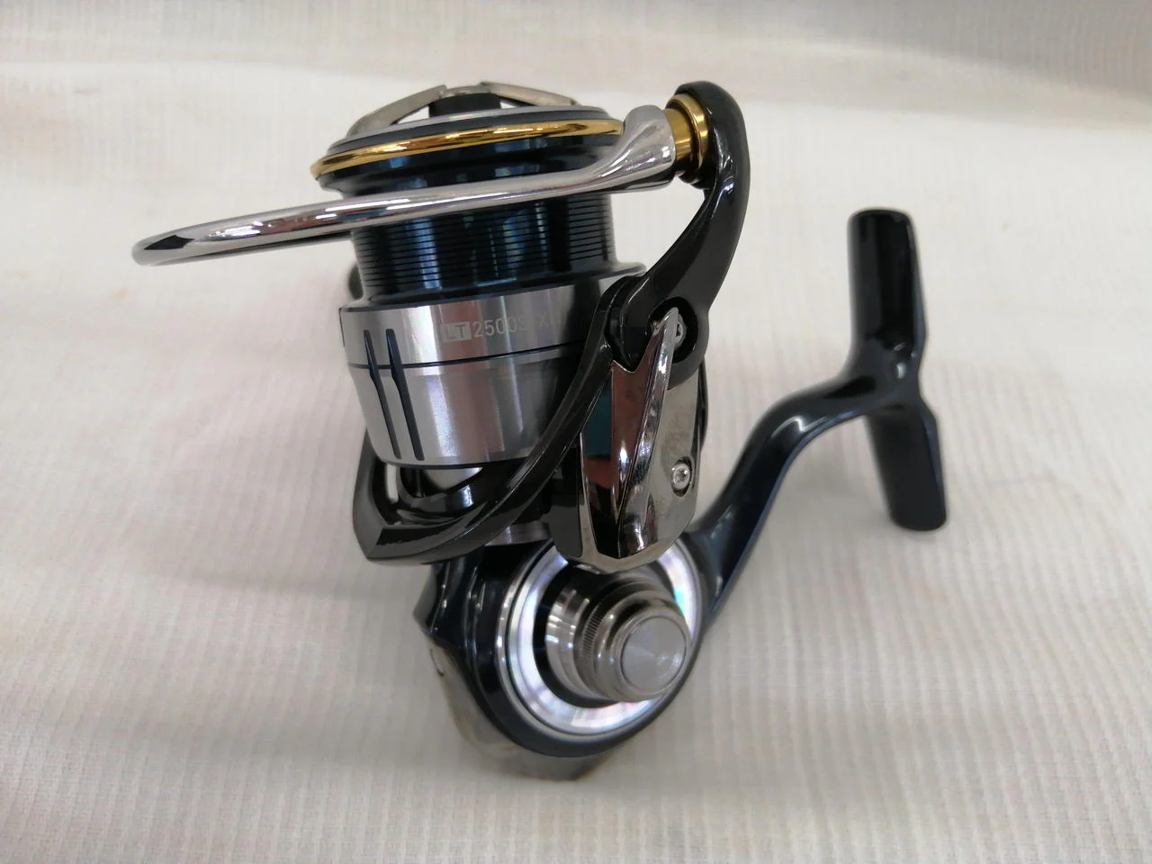 DAIWA Spinning Reel LT 2500S-XH - Image 2