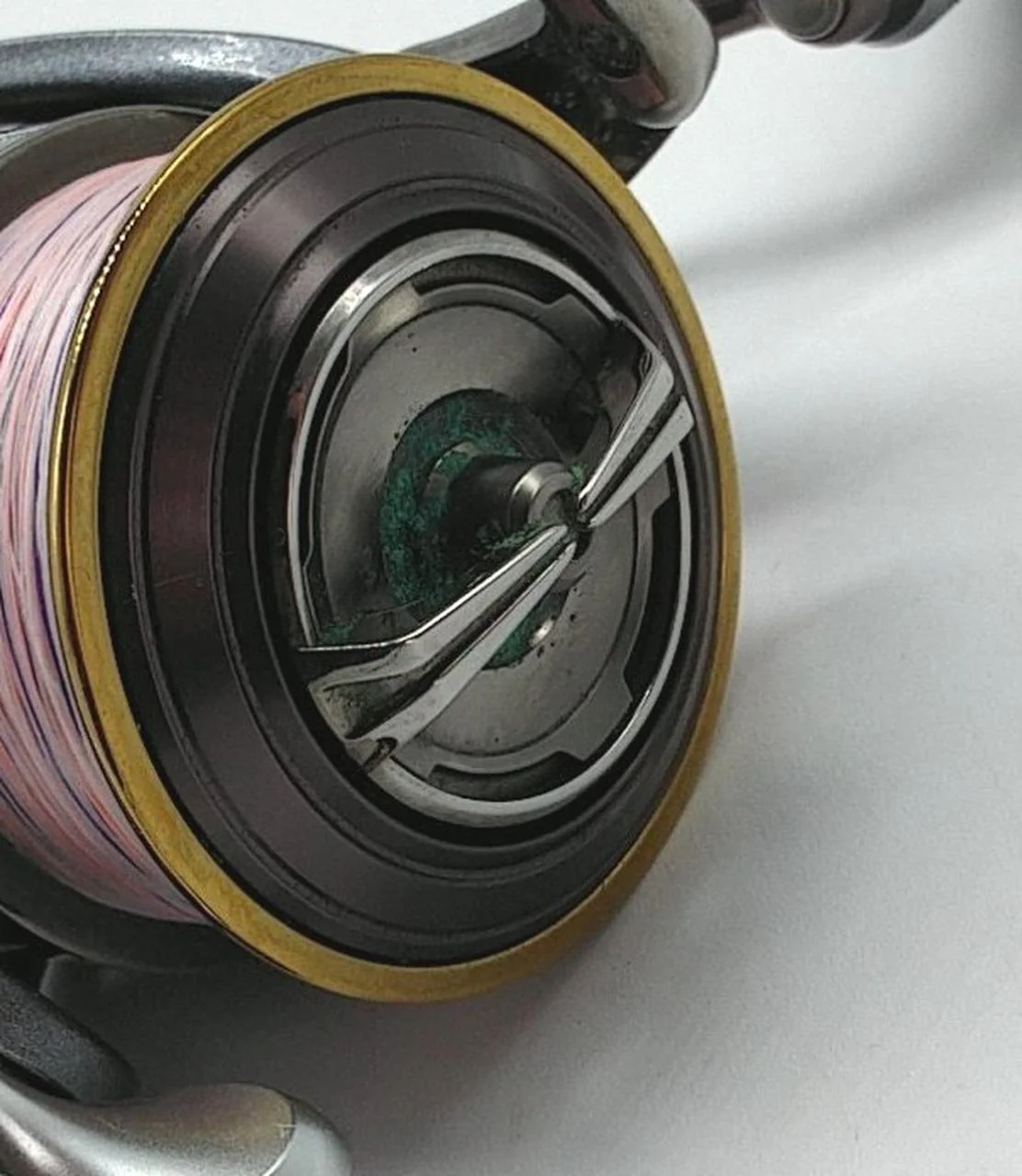 DAIWA Spinning Reel LUVIAS 2506H - Image 17