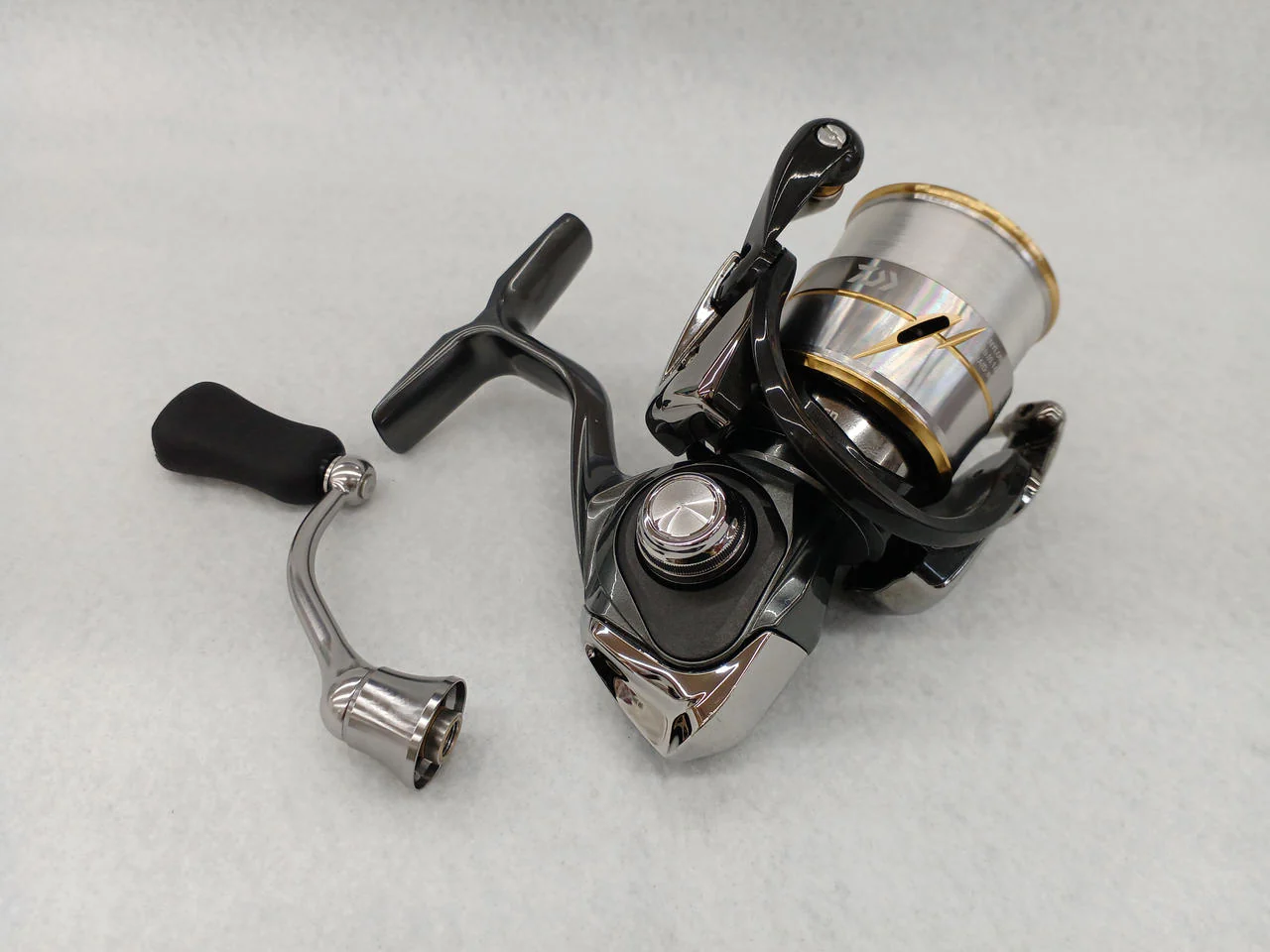 DAIWA Spinning Reel Luvias FC LT2000S