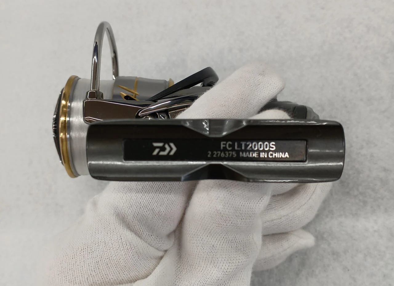 DAIWA Spinning Reel Luvias FC LT2000S - Image 4