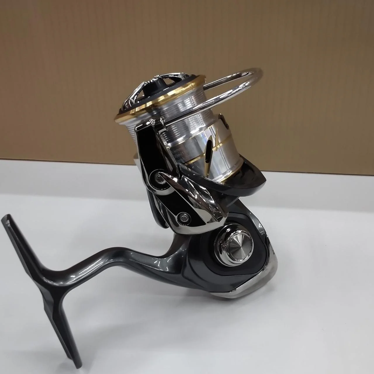 DAIWA Spinning Reel LUVIAS LT2000S - Image 6