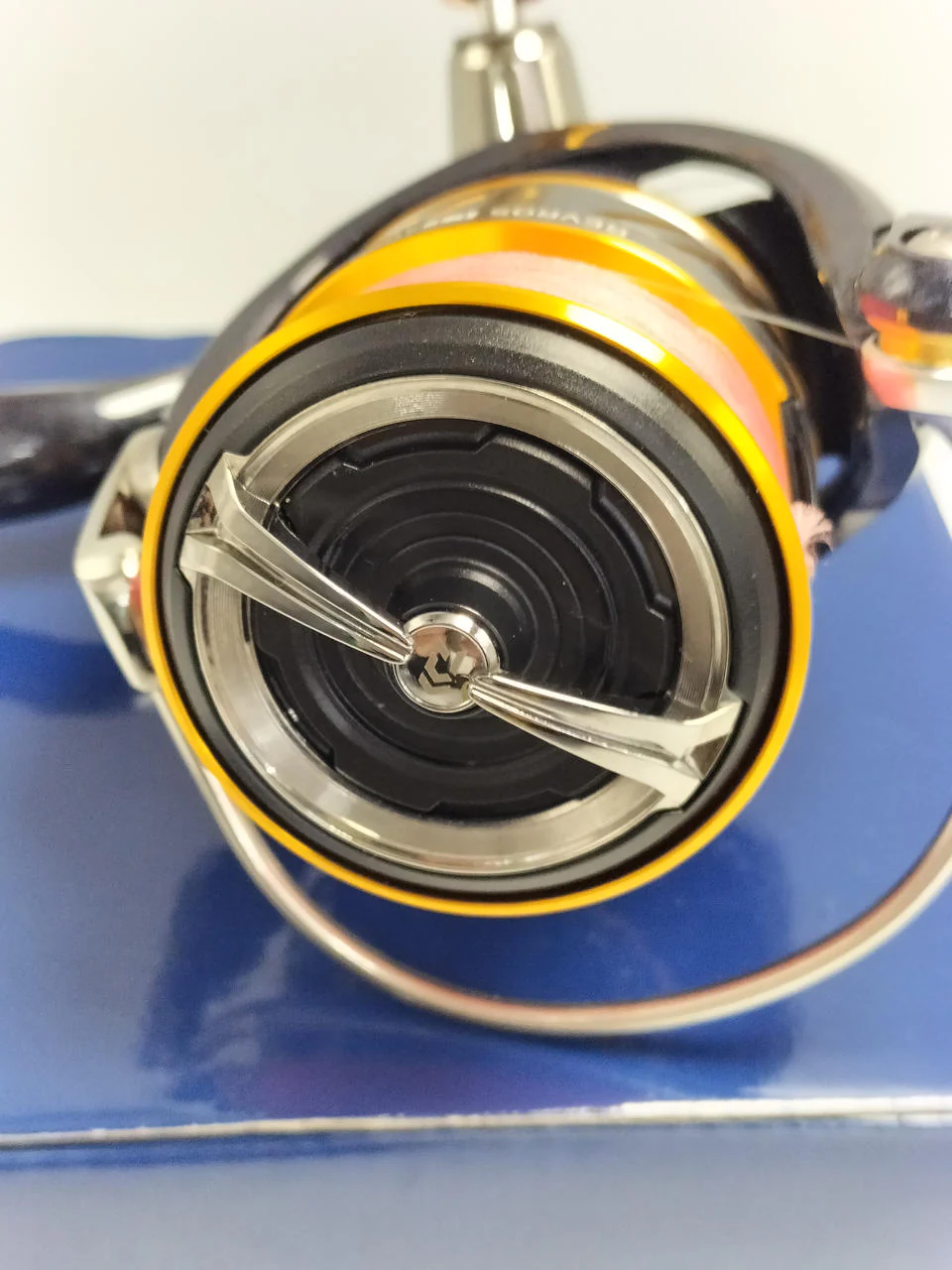 DAIWA Spinning Reel Revros 20 LT4000-CH - Image 6