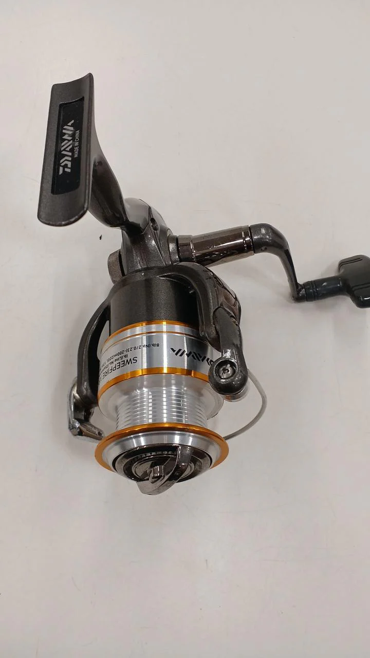 DAIWA Spinning Reel SWEEPFIRE XR 2500