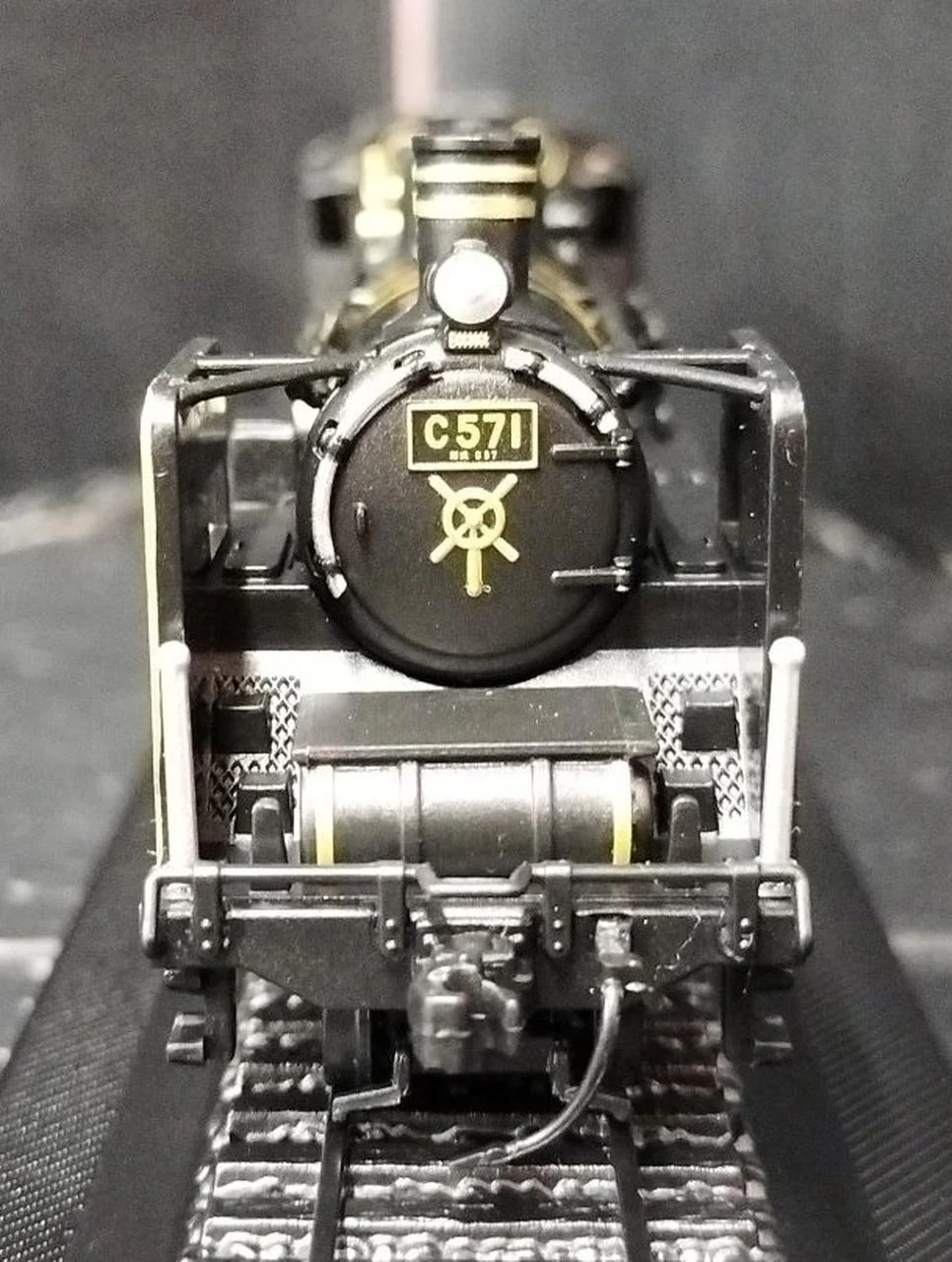 DeAGOSTINI Class C57 Steam Locomotive C57 1 Railway Vehicle Metal Model Collection - Image 11